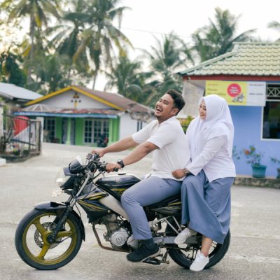 Ahmad & Yuli (15) Galipat Story